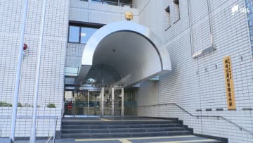 「不審者が学校に立ち入った」高校に侵入し17歳高校生の5000円盗んだか 18歳男子高校生逮捕＝静岡県警