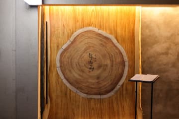 ハラミ名店が魅せる！とろける「神戸牛」すき焼きランチ【北新地はらみ 新大宮店】