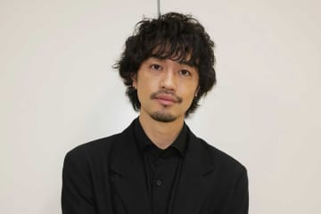 43歳・斎藤工、独身は「貫いてるわけでもない」　人気芸人からは「なんてカルトなんだ！」の声