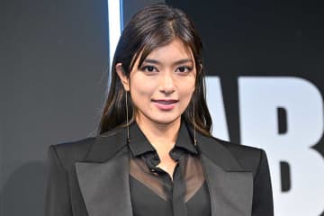 ローラが意外な本名を告白＆新たなチャレンジも発表　「本名も素敵」「本名を明かす意味。しかと受け止めました」反響続々