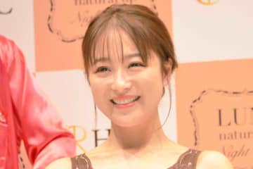 鈴木奈々、広々キッチンに反響　「うらやましい」「展示会のモデルハウスみたい」と羨望の声