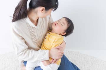 子どもの熱性痙攣に「油断禁物」　脳炎、脳症や髄膜炎などの可能性を消防局が指摘　痙攣が続いている体のサインとは