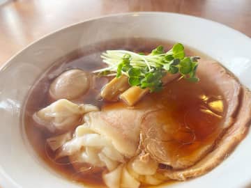 【南魚沼市】外国人からも人気の名店『麺処 清水』をご紹介！『特製 中華そば」と冬季限定の「特大 生姜味噌」を堪能♪