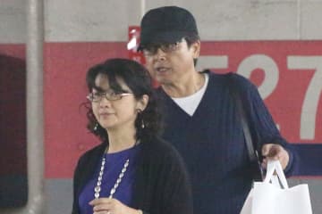 山口百恵さん　“SNSが苦手”な夫・三浦友和のインスタ開設を後押ししたワケ【婚約会見から45年　メモリアルスクープ】