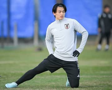 W杯出場をかけた大一番の１トップは「上田先発・前田ジョーカー」の必勝態勢で。中村敬斗のサプライズ起用もあるか【日本代表】