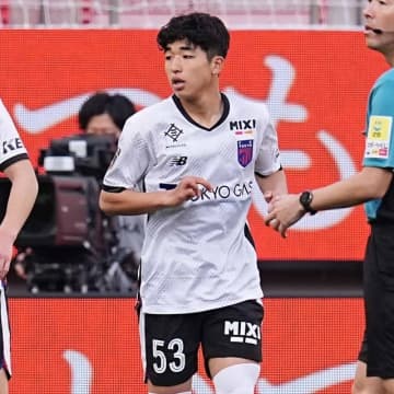 「とんでもない15歳」「小野伸二かよ」FC東京の北原槙が魅せた超絶スルーパスにファン喝采！「１人だけ見えてる世界が違う」