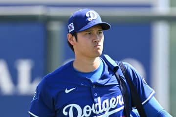 大谷翔平、SNSに「ミスタードーナツ」を投稿に列島衝撃「売り切れだった」ストロベリーリング３つ「大谷君が食べるの？」