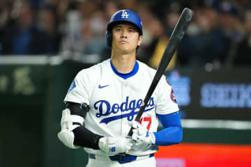 日本らしい光景にド軍記者が注目！米野球には珍しい“応援団”の迫力に「MLBにも応援席があった方が良い？」米ファン反響「賛成！」「クールだ」